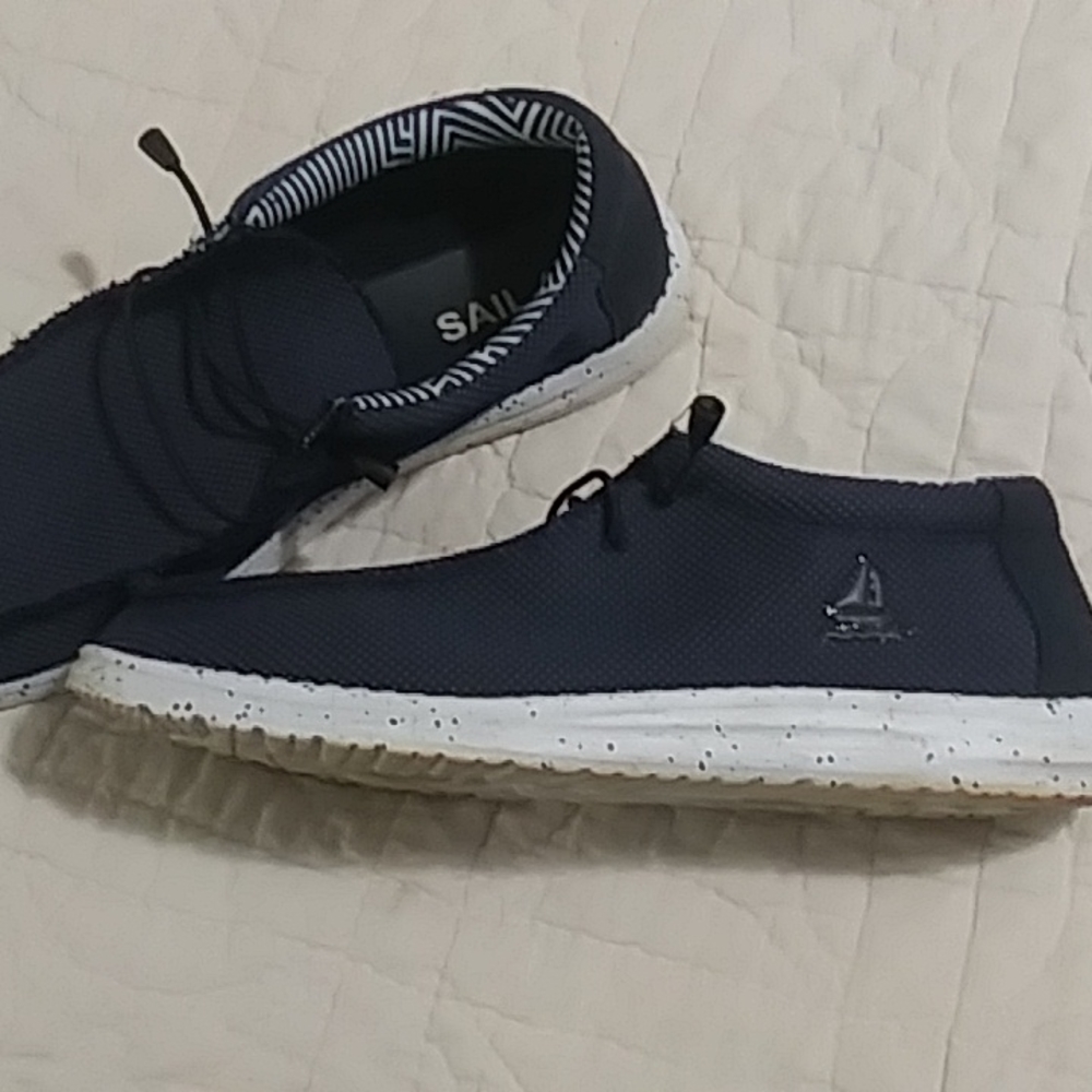 Mens Sail slip on shoes